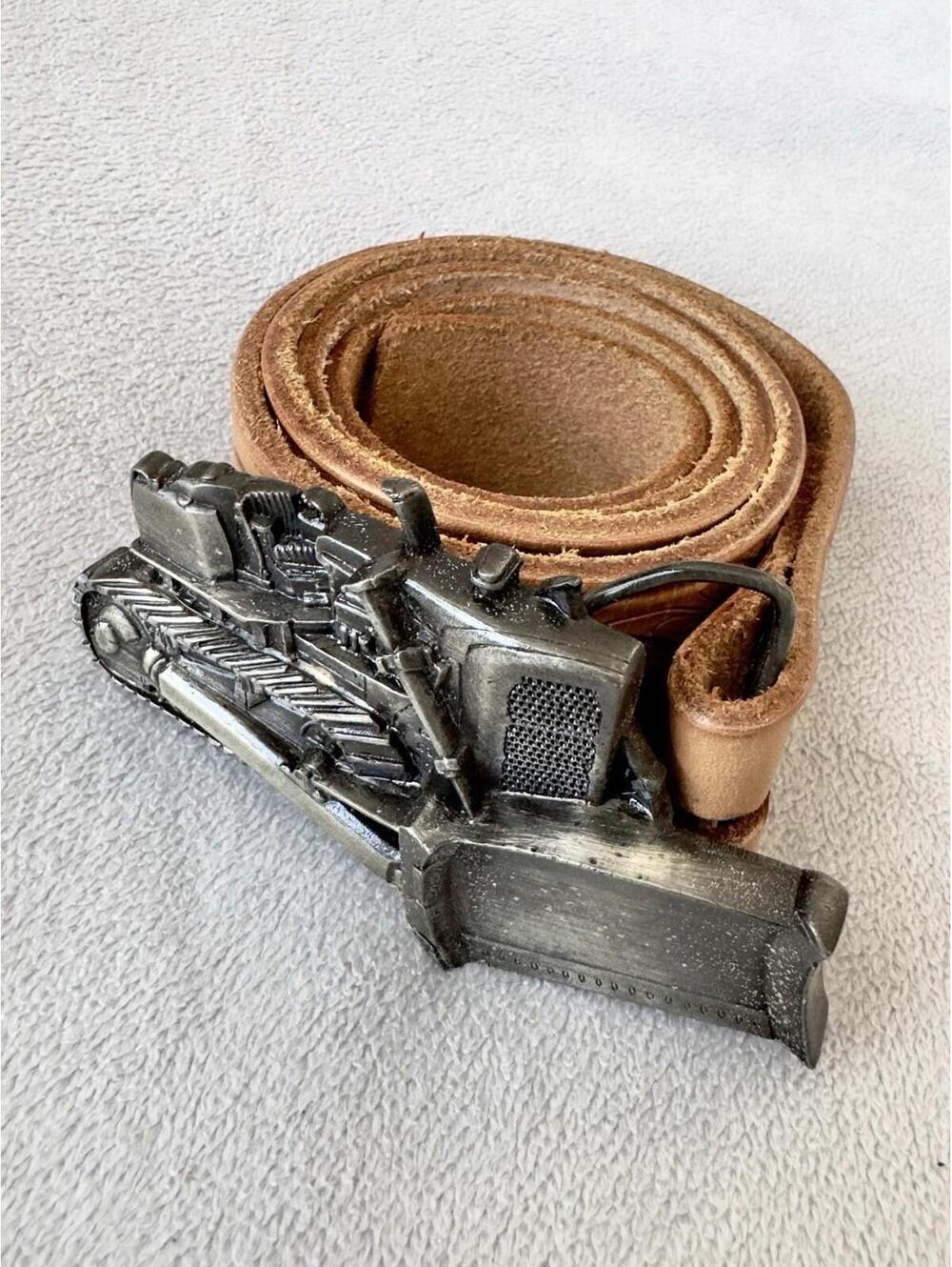 1978 Bulldozer /Caterpillar / Tractor Bergamot Brass Workds belt buckle K-38